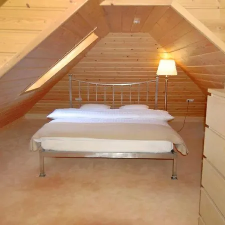 Sleeps 12 Wifi Σπίτι διακοπών Szary Dwor